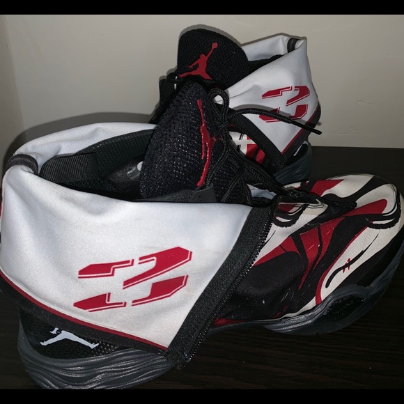 Jordan XX8 Oakhill size 14 - Picture 3 of 6